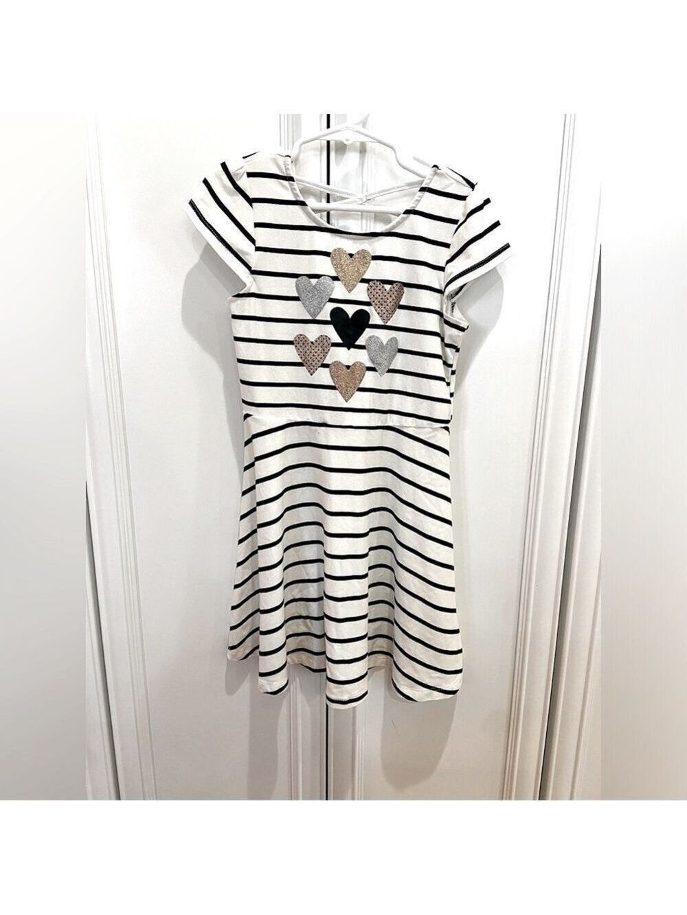 Epic Threads Girls Dress Size 6 Off White Black Stripe Heart - Picture 1 of 6